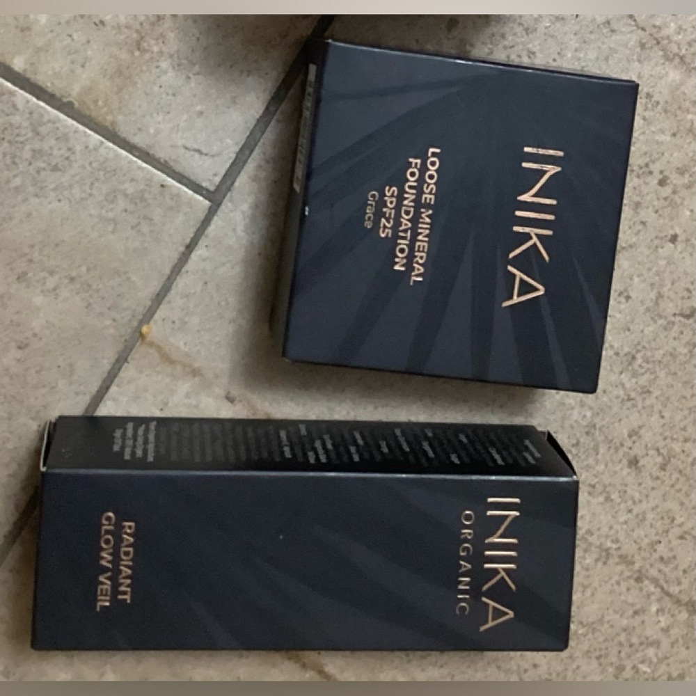 INIKA Loose Mineral foundation AND Glow Veil, AND Day cream